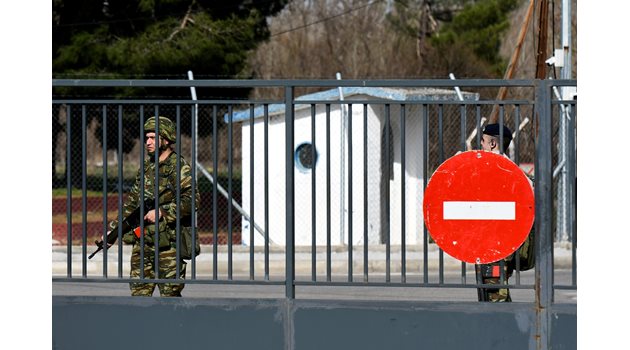 Гръцките власти засилват охраната на границата с Турция СНИМКИ: Ройтерс