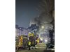 Огромен пожар пламна в полицейски участък в Лондон (видео)
