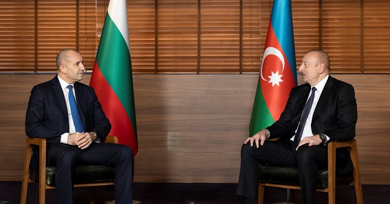 Румен Радев и Илхам Алиев
СНИМКА: Архив, Президентството