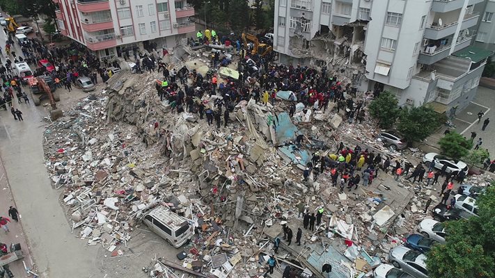 В Турция ще става и по-лошо, ново бедствие надвисва след опустошителния трус