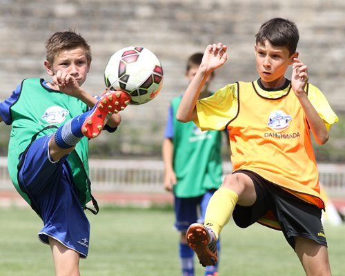 Отбори от Южна България взеха участие в регионалния етап на детския турнир в Пловдив.