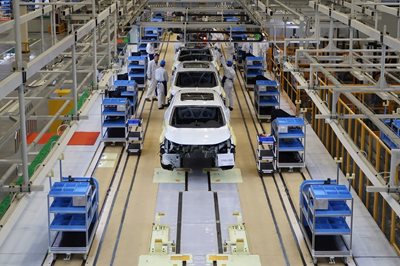Заводът за коли на "Хонда" в Ухан  СНИМКА: Ройтерс