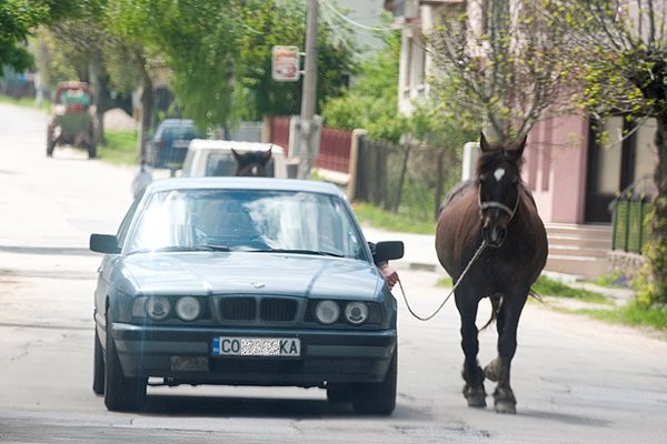 С  BMW е по-лесно.