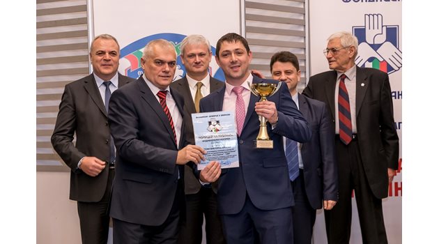 Стоян Крумов получава приза "Полицай на годината"