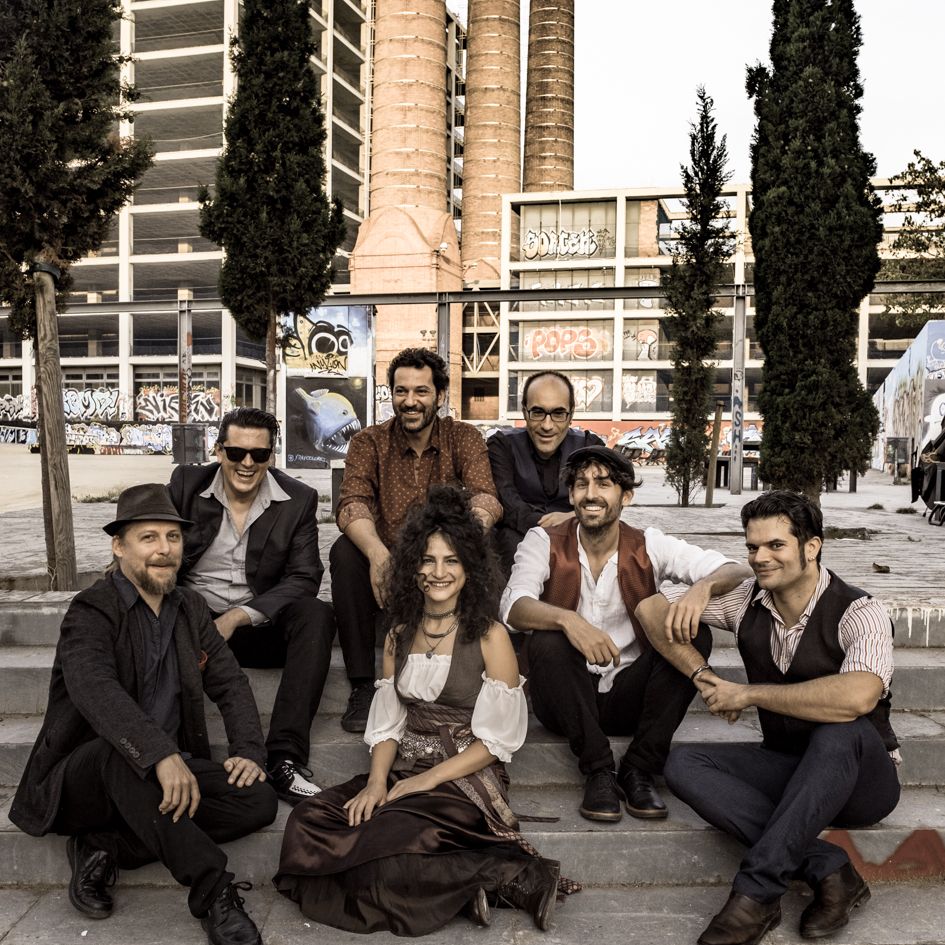 Испанската група Barcelona Gipsy balKan Orchestra идват за трети път у нас за концерт