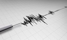 Земетресение с магнитуд 4,4 разтърси Неапол