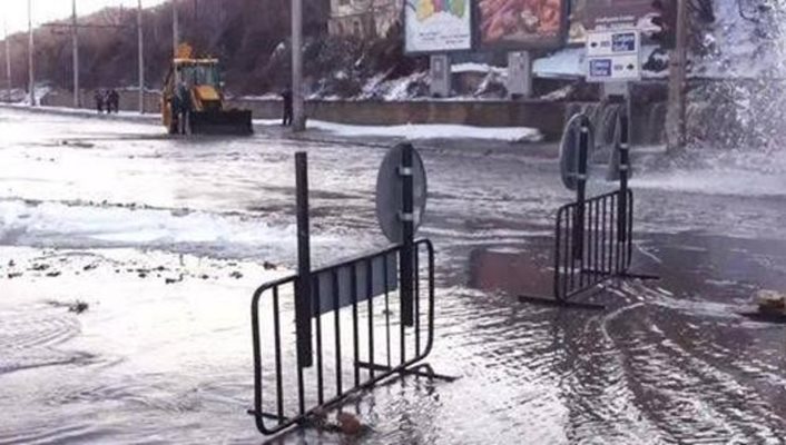 Водопровод фар край