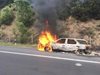 Кола се запали на магистрала "Тракия" (Снимки)