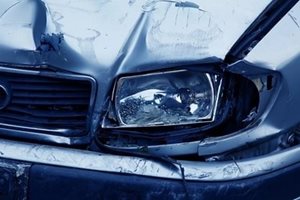 16-годишен загина при катастрофа в Кърджалийско, шофьорът е тежко ранен