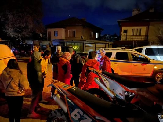 Отрядите на Планинската спасителна служба в Банско, Добринище и Разлог се включиха в издирването на изчезналото 12-годишно дете от Перник.  СНИМКИ: ПСС-Банско
