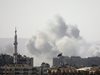 Сирийската армия бомбардира джихадисти край Дамаск