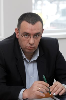 Шефът на Икономическа полиция в 4-то РПУ Красимир Кръстев прекарал последния месец в болница