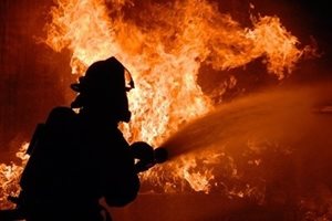 86-годишна жена пострада при пожар в дома си в село Йовково