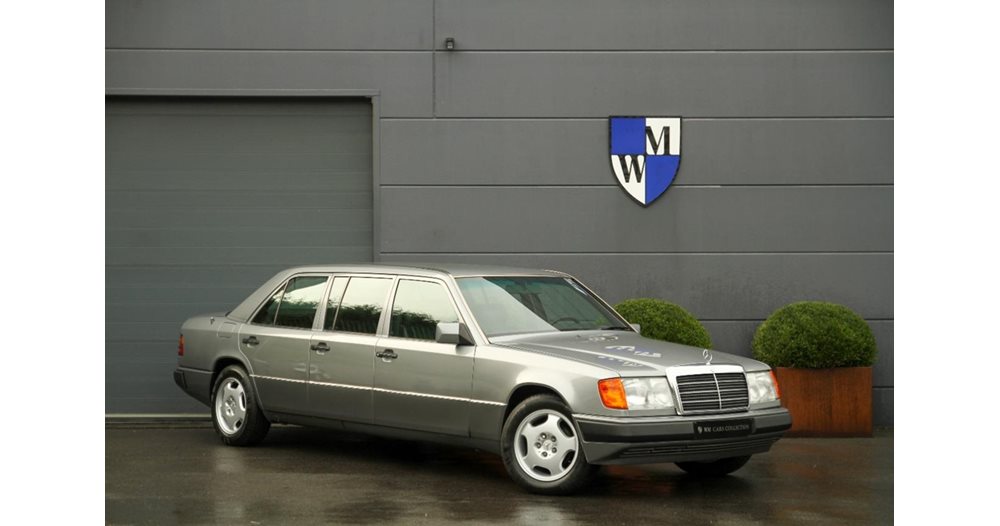 Ils vendent un taxi limousine blindé Mercedes de 31 ans pour 27 000 €