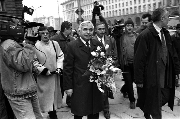 Желю Желев напуска президентството на 22 януари 1997 г.
СНИМКА: ИВАН ГРИГОРОВ

