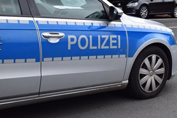 Германските власти разследват случай с пакет, съдържащ взривно вещество и запалително устройство, открит в клон на берлинска банка СНИМКА: Pixabay
