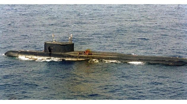 к-219 - ракетен подводен крайцер със стратегическо оръжие, потънала през 1986 г.
