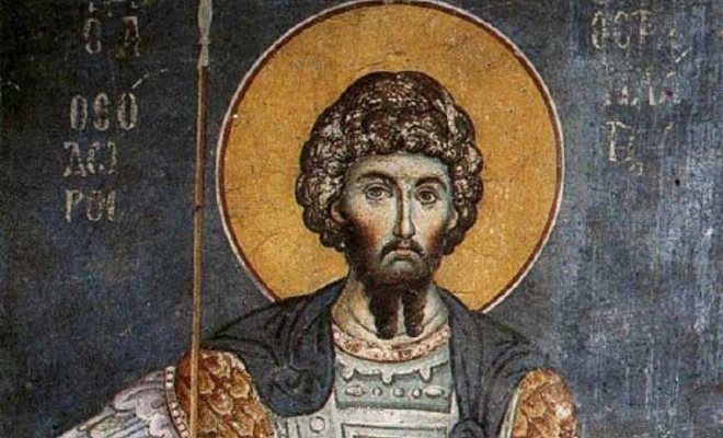 Свети Теодор Стратилат е обезглавен, защото не се отказва от Христос.