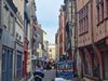 Мъж опита да запали синагога във Франция, полицията го застреля