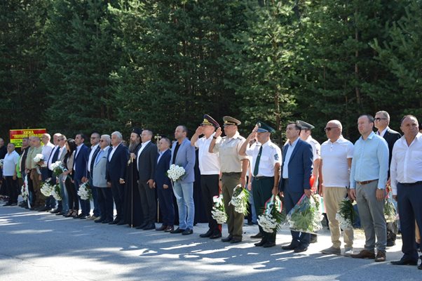 120 г. от Илинденско-Преображенското въстание отбелязаха край паметника на Гоце в м. Попови ливади.