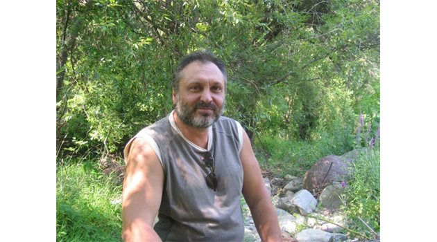 Застреляният адвокат, ограбил капитан Собаджиев, бил с отнети права
