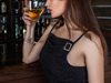 Жените до 35 г. пият повече от мъжете