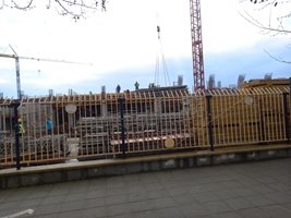 Строежът на стадион "Ботев" в Пловдив напредва, на "Локомотив" - не. Защо?