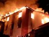 При пожар в училищно общежитие в южна Турция са загинали 12 души