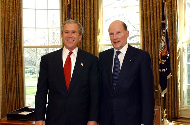 Цар Симеон II (като премиер) с Джордж -Буш младши, 29 март 2004 г.