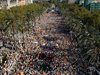 Стотици хиляди поискаха отделяне на Каталуния от Испания (снимки)