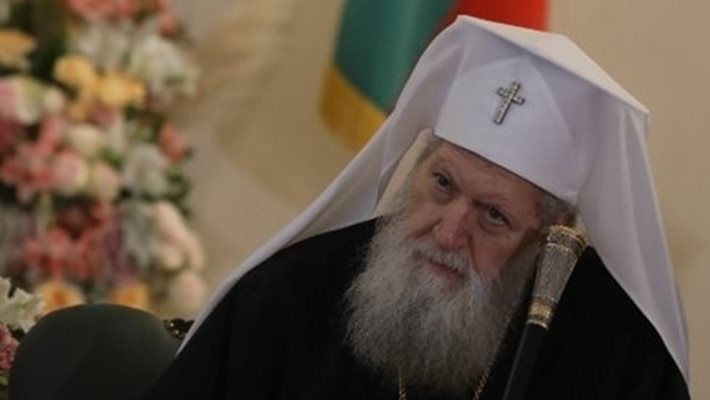 Патриарх Неофит е искал да бъде погребан в Троянския манастир