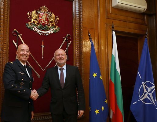 Тодор Тагарев и Филип Лавин
СНИМКА: Министерство на отбраната