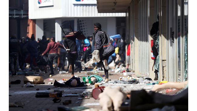 276 killed in riots in South Africa