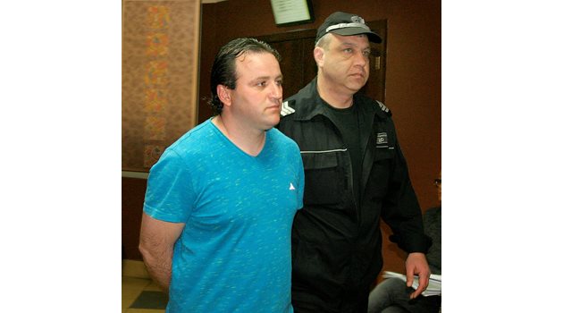 Ивелин Андонов е в затвора. 