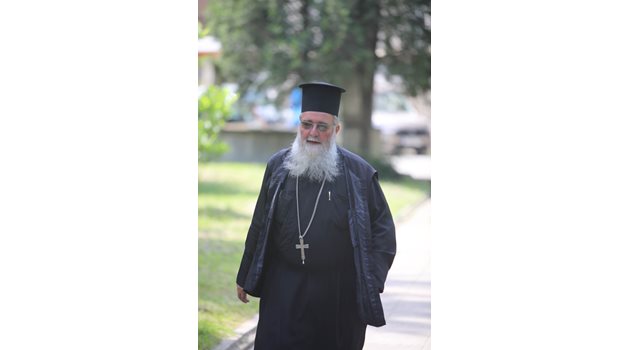 Отец Георги Паликарски, който ще води поклонението