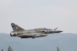 Франция "пенсионира" един от най-популярните си изтребители Mirage 2000