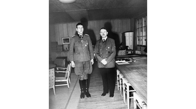 Адолф Хитлер и Ото Скорцени - оригинал