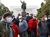 Коронавирусът запали фитила в Киргизстан,  размириците стигнаха до задния двор на Путин