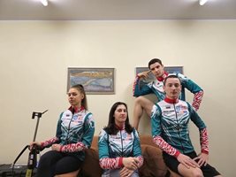 България с мощна щафета за старт на младежкото световно по биатлон