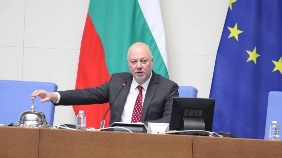 Росен Желязков като лакмус за ново мнозинство, но след 9 юни
