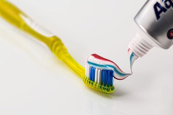 Учени установиха, че добрата зъбна хигиена е полезна и за мозъка