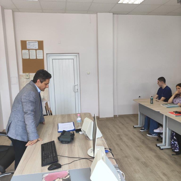 Прокурори от Пазарджик изнесоха открит урок по право пред ученици