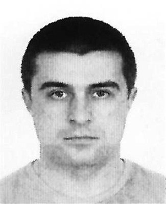 Валентин Михайлов-Ихтиманския предаде останалите и се спаси от обвинения и съд.