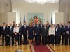 Гълъб Донев премиер поне до май, Радев обаче сменя няколко в правителството (Обзор)