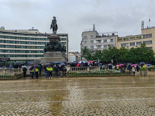 Протестиращи искат драконовски мерки срещу дрогирани и пияни шофьори
Снимка: Георги Кюрпанов - Генк