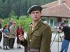 Английски дипломат на първия снимачен ден на филм за майор Томпсън в село Батулия