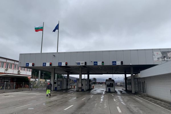 Новият ГКПП ще бъде с по-голям капацитет, но ще се строи около половин година