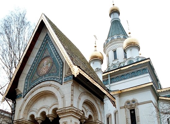 Храмът “Свети Николай” в София, известен като Руската църква
