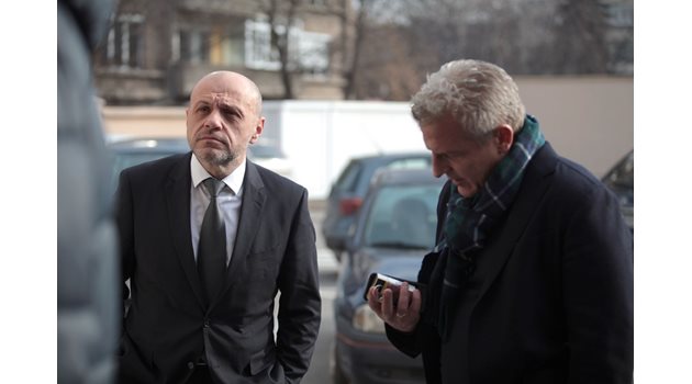 Вицето Томислав Дончев бе първият разпитан свидетел днес.