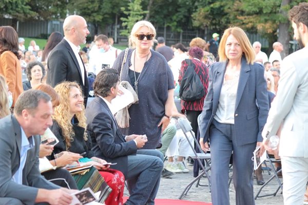 Издателят на "24 часа" Венелина Гочева бе поканена на концерта на Соня Йончева и Пласидо Доминго. Вдясно е кметът на София Йорданка Фандъкова.